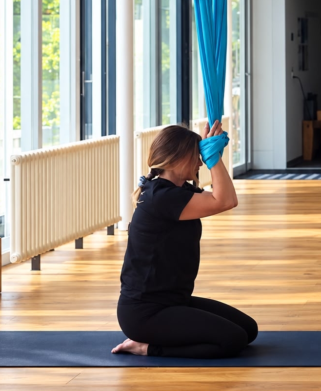Aerial Yoga Teacher Training (30h)