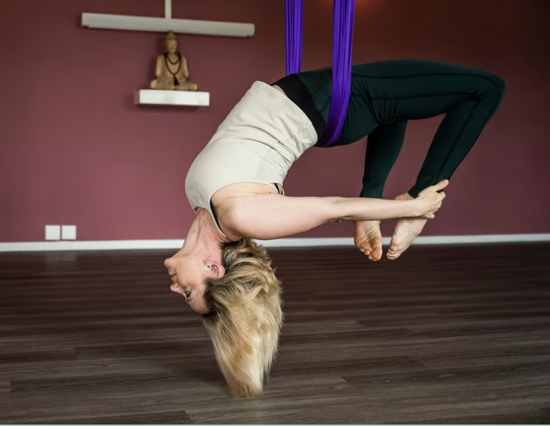 AERIAL YOGA